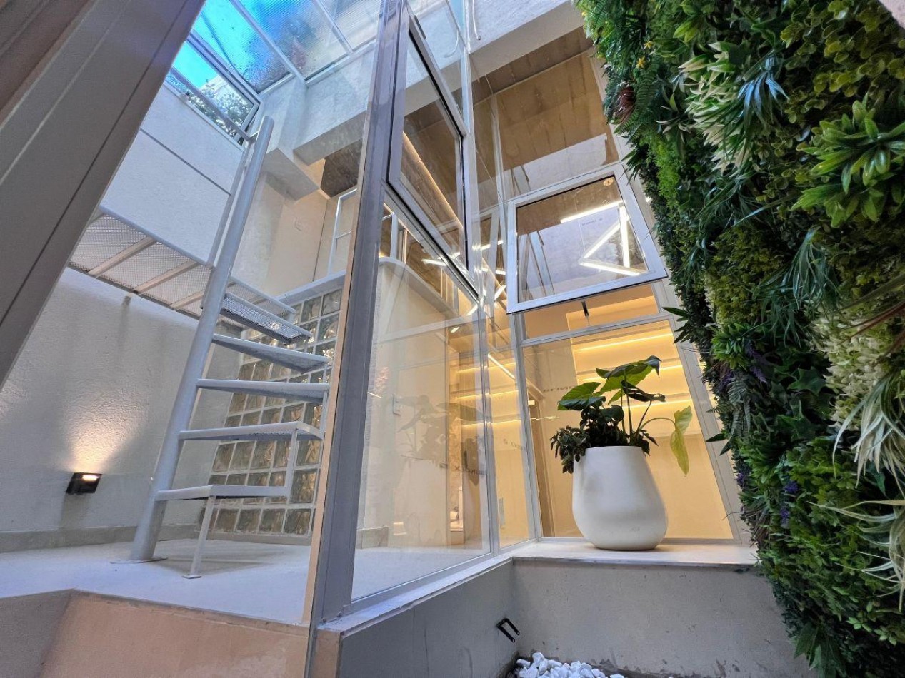 PH 3 ambientes en Venta en Palermo. Totalmente reciclado 