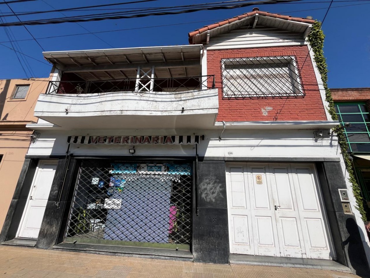 Venta Local comercial + vivienda sobre Dardo Rocha 