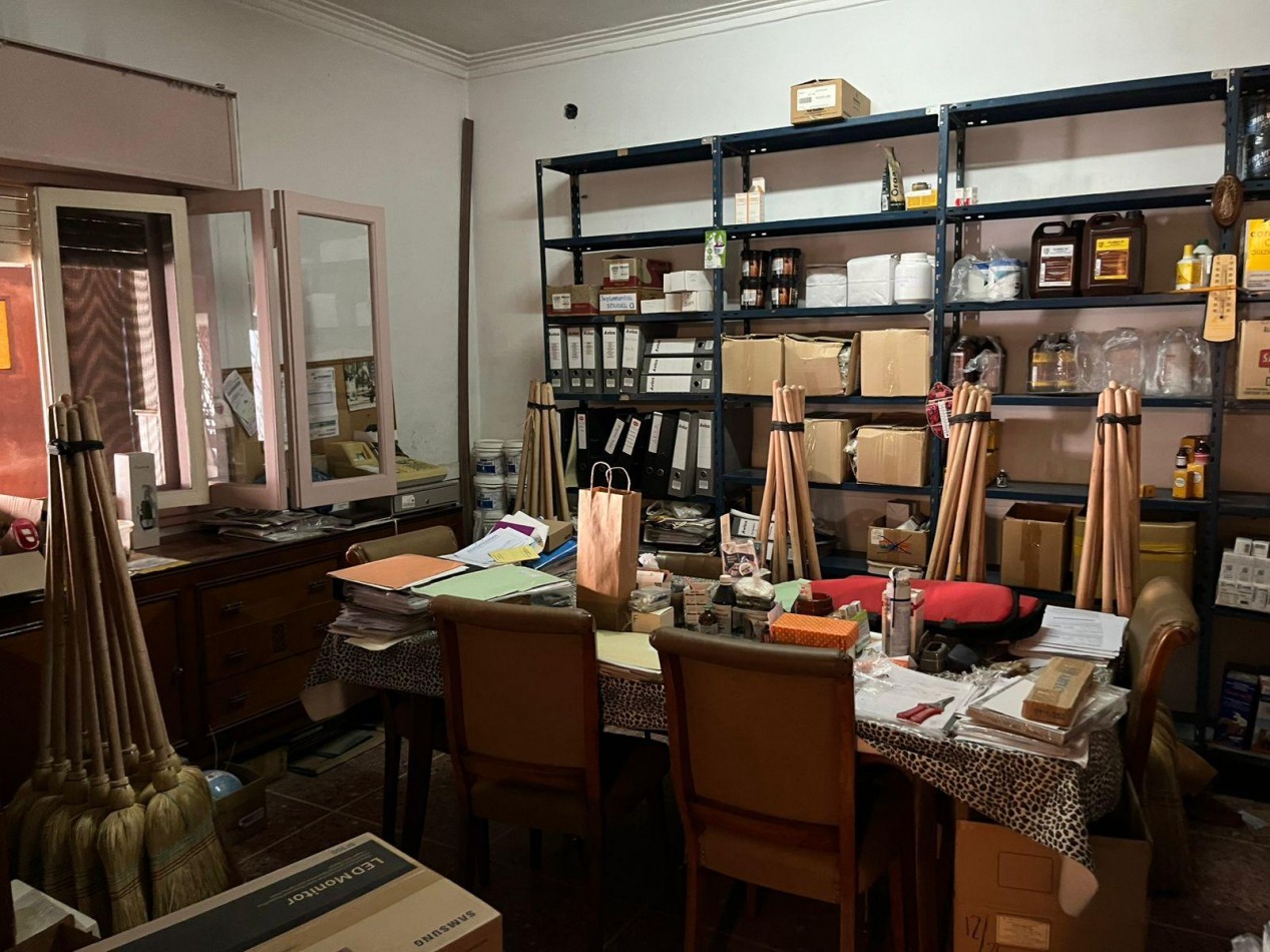 Venta Local comercial + vivienda sobre Dardo Rocha 