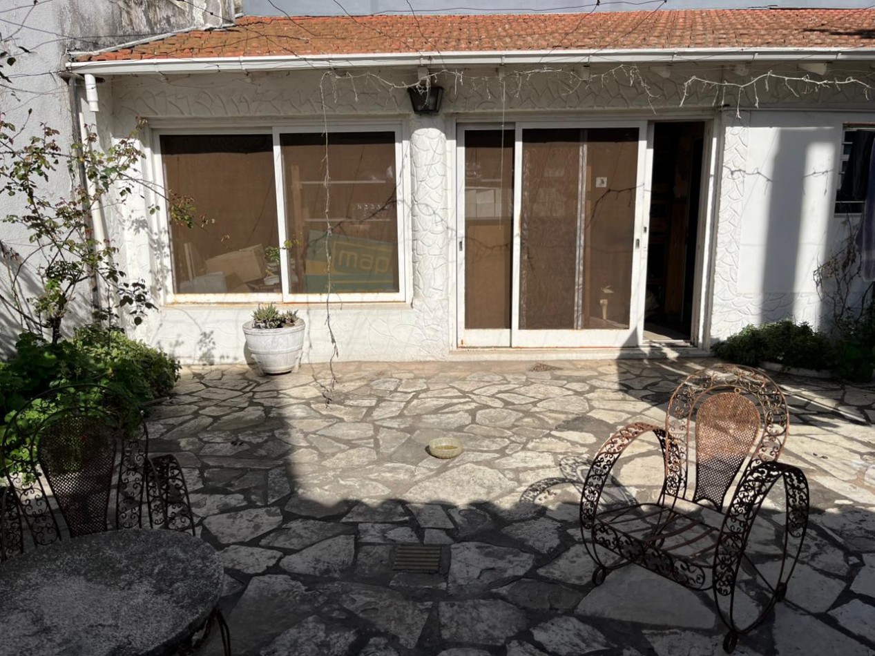 Venta Local comercial + vivienda sobre Dardo Rocha 