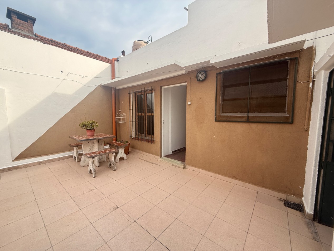 PH de 3 ambientes en venta en Olivos con terraza, parrilla y sin expensas!