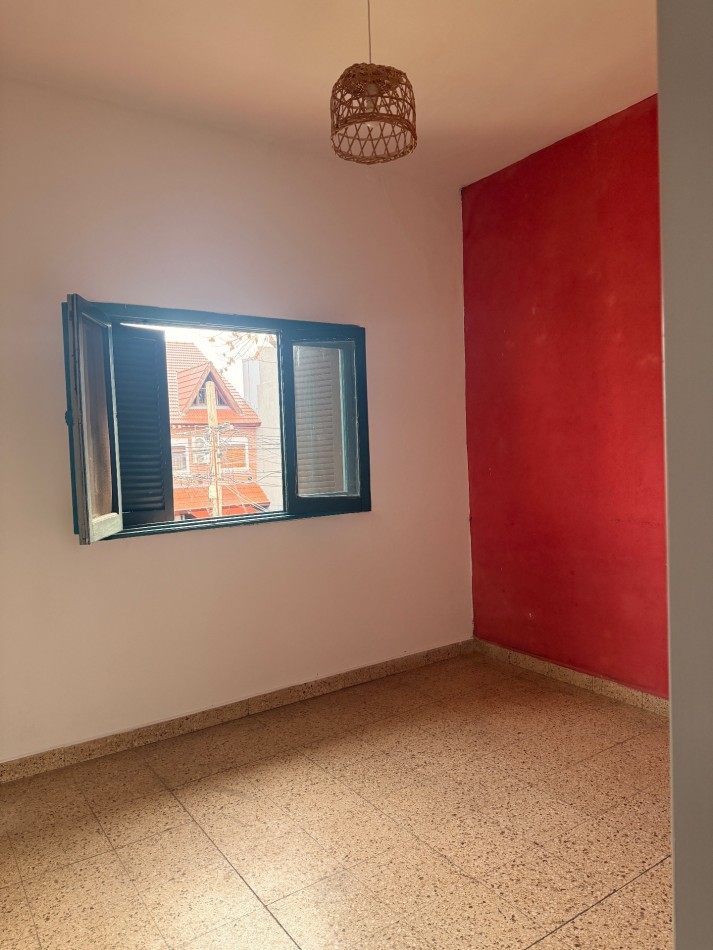 PH de 3 ambientes en venta en Olivos con terraza, parrilla y sin expensas!